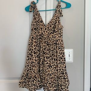 Tie shoulder leopard print dress size small